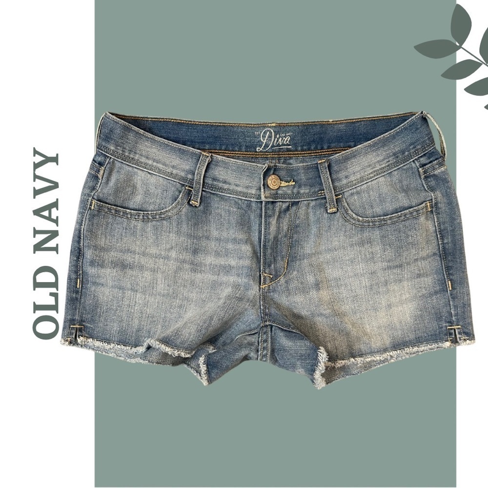 🛍️3/$40 Old Navy Diva Women's Blue Denim Shorts Raw Hem Size 4